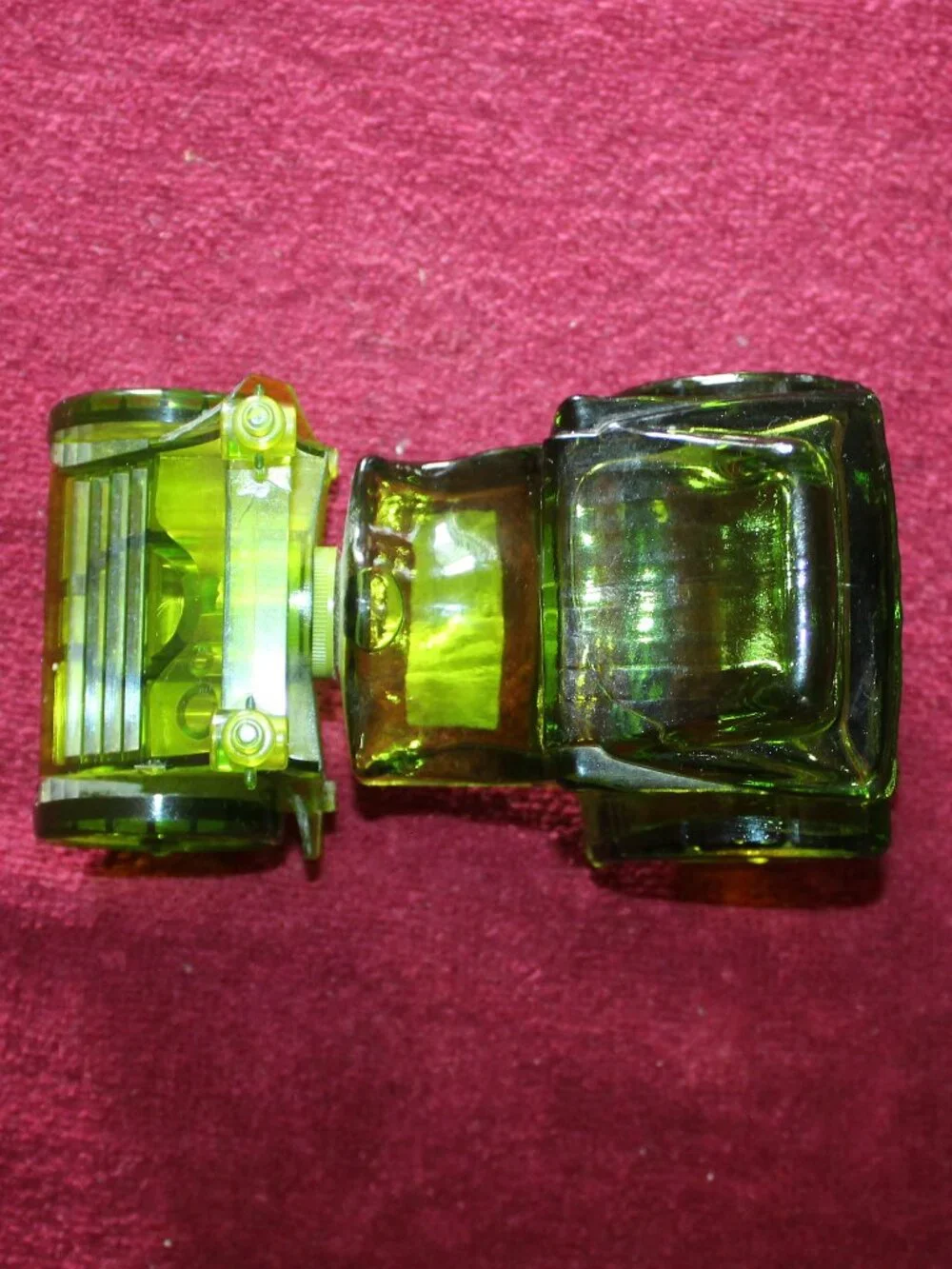 Vintage Avon Haynes-Apperson 1902 green glass car decanter